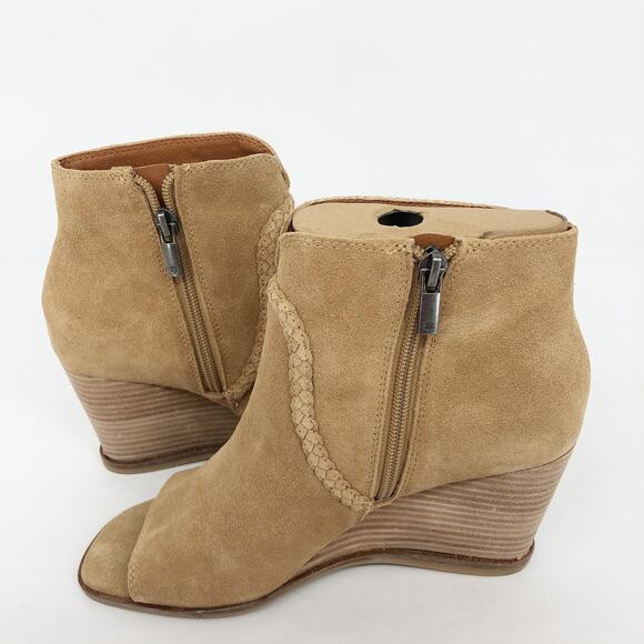 LUCKY BRAND Women's Suede Lureli Wedge Booties Size 6 Tan Peep Toe NWOB - Picture 5 of 10